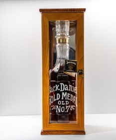 JACK DANIEL'S 1904 GOLD MEDAL 100TH ANNIVERSARY REPLICA WHISKEY  #010957