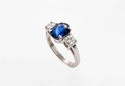2.26 CT ROYAL BLUE SAPPHIRE & DIAMOND 3 STONE  RING 14K WHITE GOLD