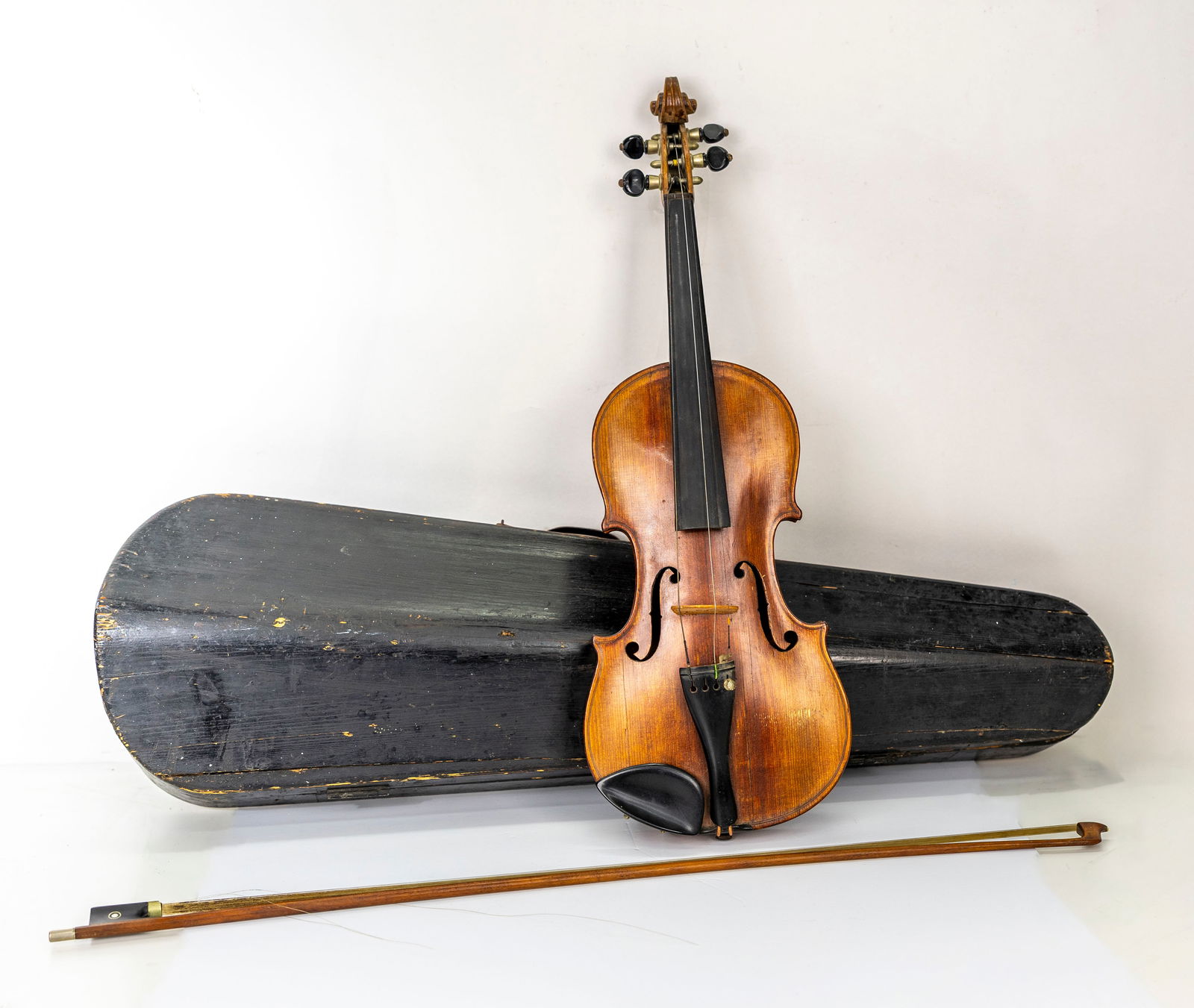 ANTONIUS STRADIVARIUS CREMONENSIS FACIEBAT VIOLIN 1725 (1 of 16)