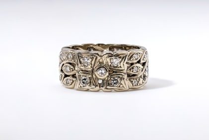 Estate Art Deco 14K Gold Ring with Diamond