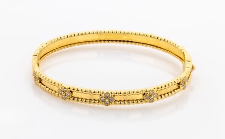 Van Cleef & Arpels Perlee Sweet Clovers Bracelet 18K Gold & Diamonds