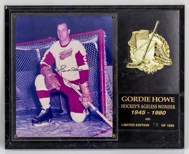 Cordie Howe Photo Limited Edition 78/1850 with Autograph. COA included.: Title: Gordie Howe Limited Edition Autographed Plaque Description: Limited edition plaque featuring a signed photo of Gordie Howe, known as "Hockey's Ageless Wonder," commemorating his career from 194