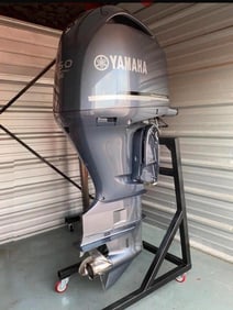 Outboard Motor 2019 Yamaha F250 UCA Shaft 30”, 1170 hrs