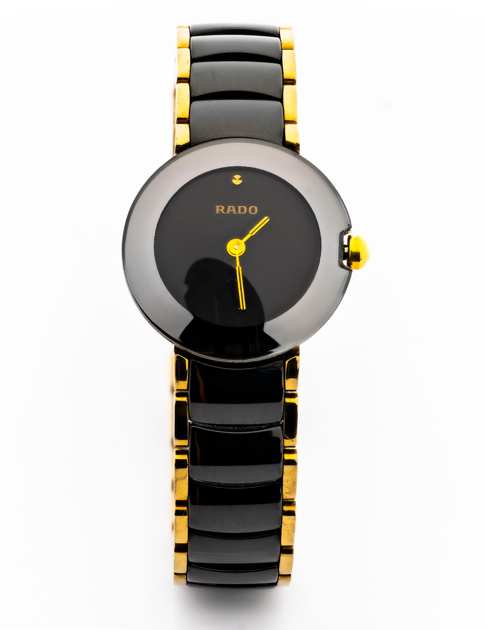 Rado DiaStar Watch 153.0352.3 High-Tech Ceramic Bracelet links: Brand: Rado Model: DiaStar 153.0352.3 Waterproof Material: Gold and SilverStainless Steel, Scratchproof Ceramic, Serial number: 37791871movement ty