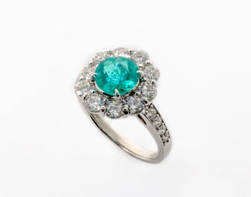 GIA 1.64 ct Brazilian Paraiba Tourmaline Platinum Ring. Certificate Included