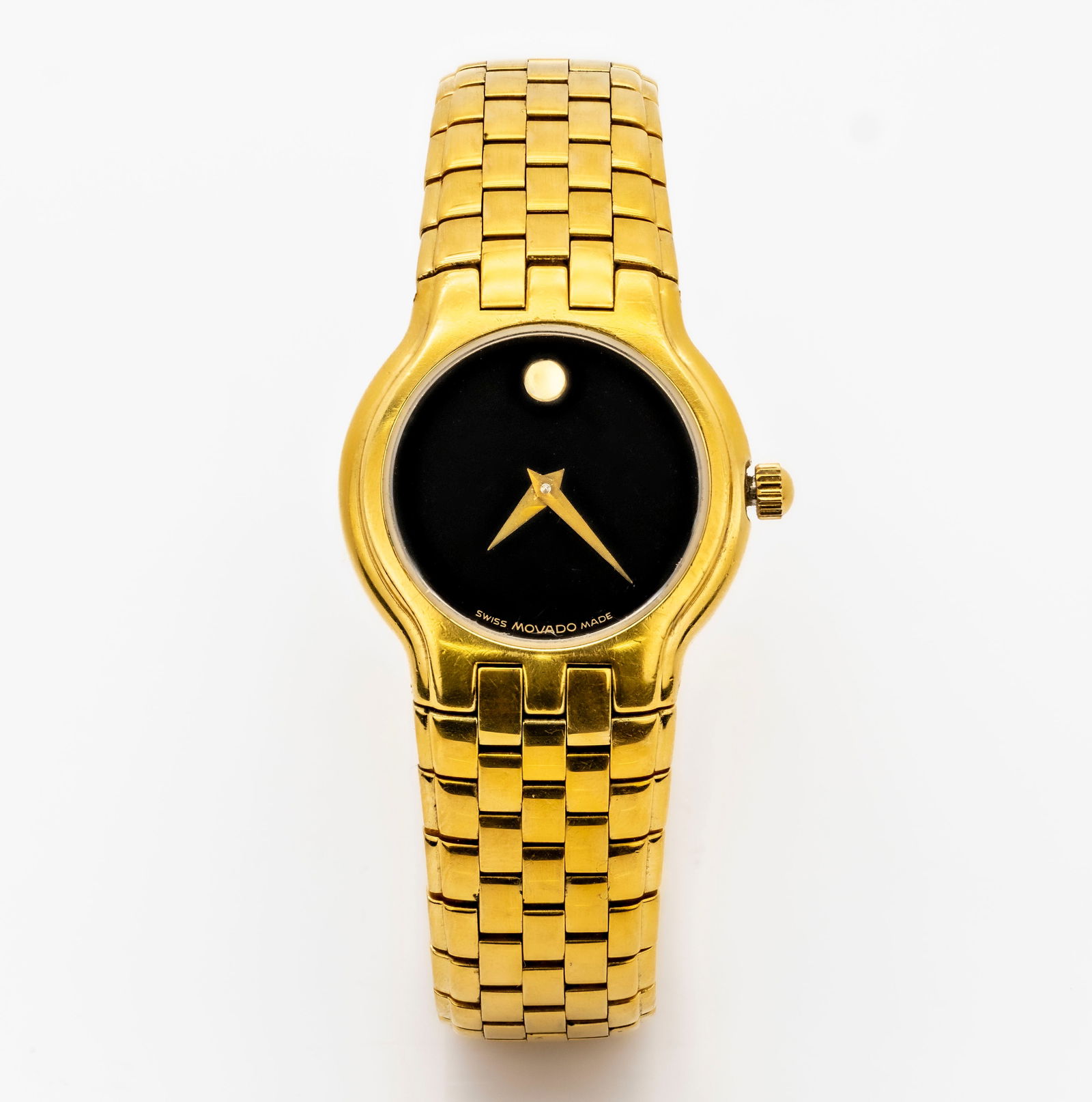 Movado 87 E4 1852 Watch 4764081 Water Resistant: Brand: Movado Model: 87 E4 1852 water resistant Material: Stainless Steel, Saphire Crystal, Mother of Pearl Serial number: 4764081