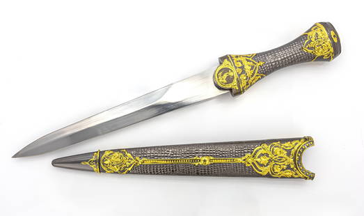 Naval-Style Decorative Dagger with Golden Anchor Pommel and Embossed Scabbard, Stainless Steel Blade: Title: Naval-Style Decorative Dagger with Golden Anchor Pommel and Embossed Scabbard – Stainless Steel BladeDescription: A unique and eye-catching naval-themed decorative dag