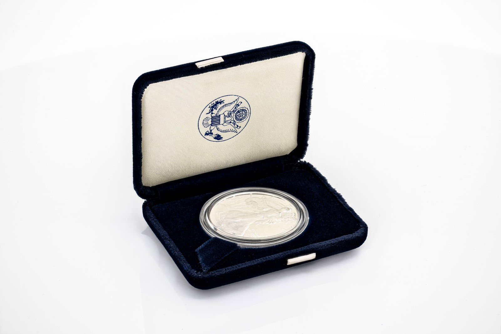 2001 American Silver Eagle 1 oz Proof Coin in U.S. Mint Presentation Case (1 of 4)