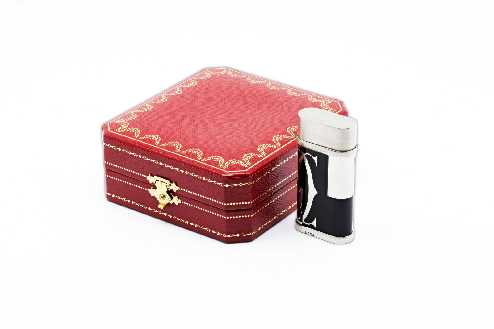 Le Must de Cartier Vintage Black Enamel Lighter with Logo Motif, c. 1990 (1 of 13)