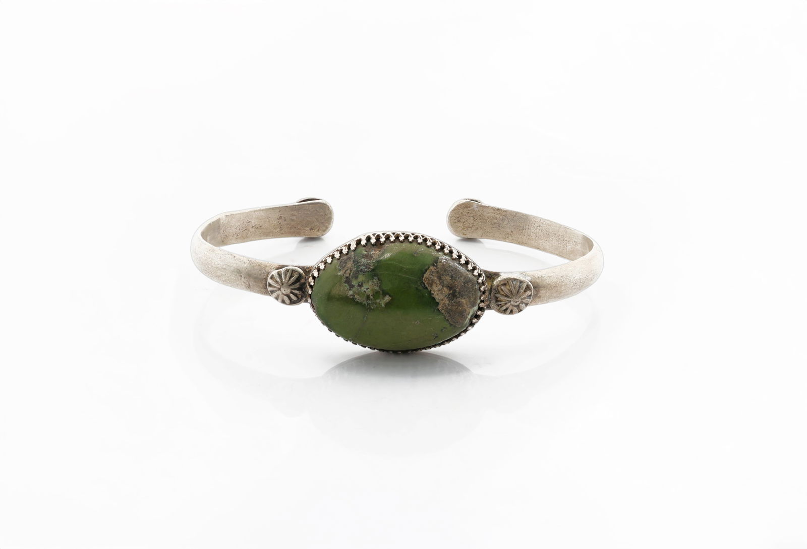 Navajo Native American Sterling Silver Turquoise Cuff Bracelet (1 of 5)