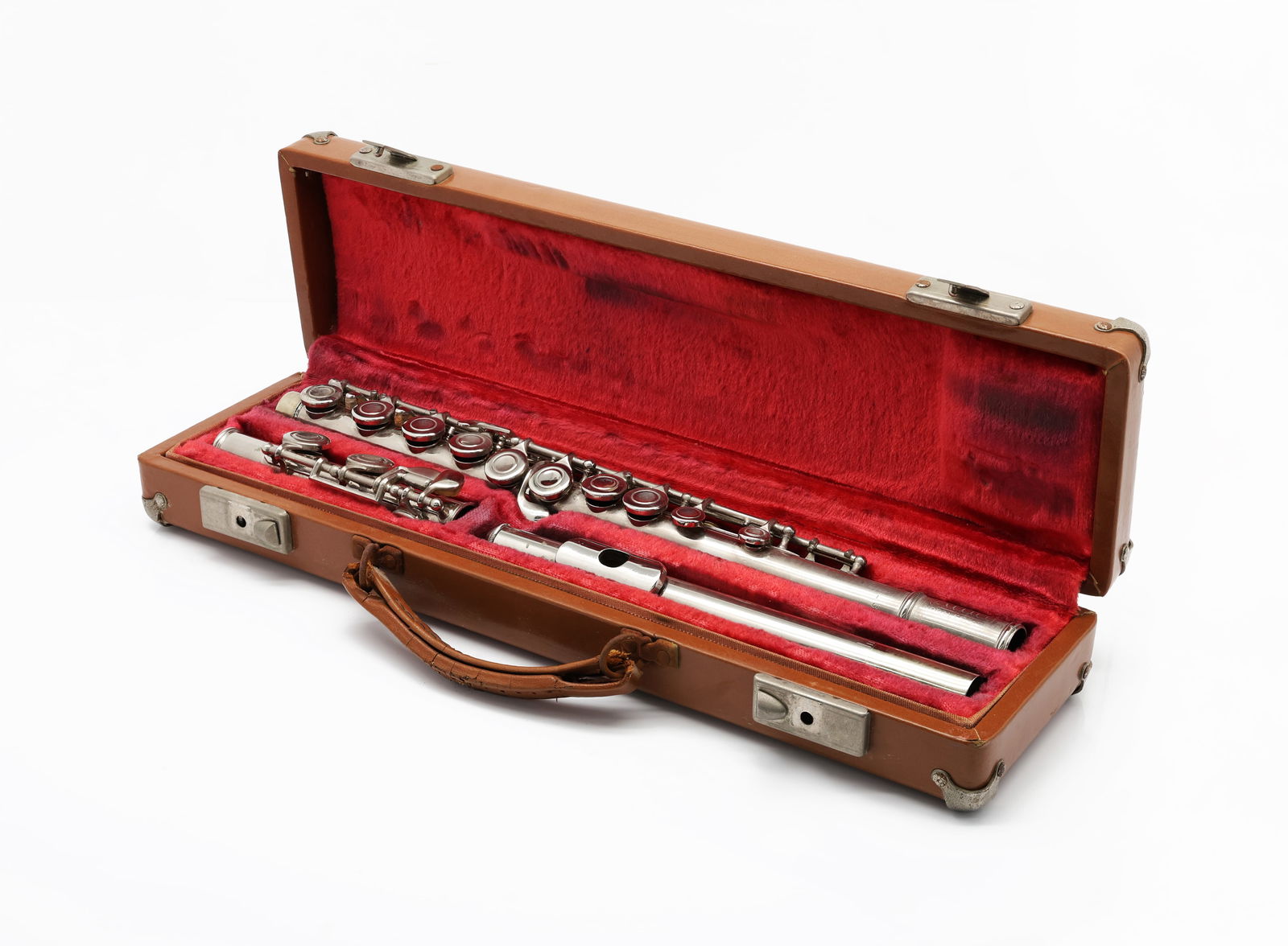 Vintage Artley 18-0 Concert Flute Silver Plate Nogales, Ariz.: Title: Vintage Artley 18-0 Concert Flute – Nogales, Ariz. Dimensions: 26" L x 0.75" diameter Material: Nickel silver, silver-plated finish Serial number: 2