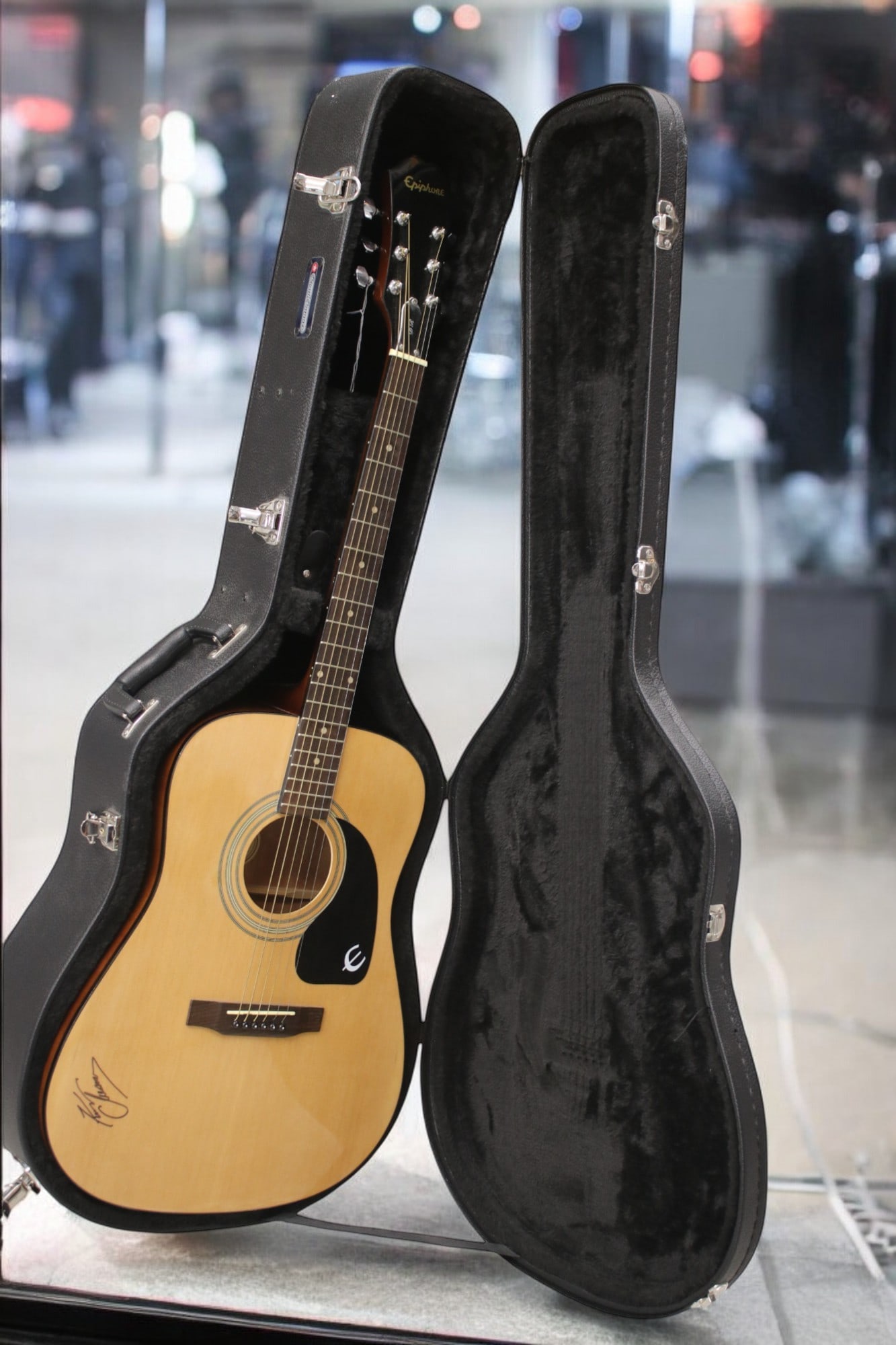 Epiphone DR-100NA Acoustic Guitar Hand-Signed by Kenny Chesney (1 of 11)