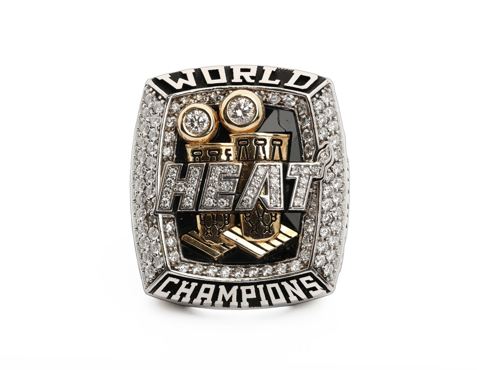 Miami Heat Championship 2012-13 NBA season 10K Gold Ring, size 9: Title: 2013 Miami Heat NBA Championship Ring – Jostens 10K Gold (Staff Ring) Description: Offered here is a 2013 Miami Heat NBA Championship ring, manufactured by Jostens, commemorating one of the m