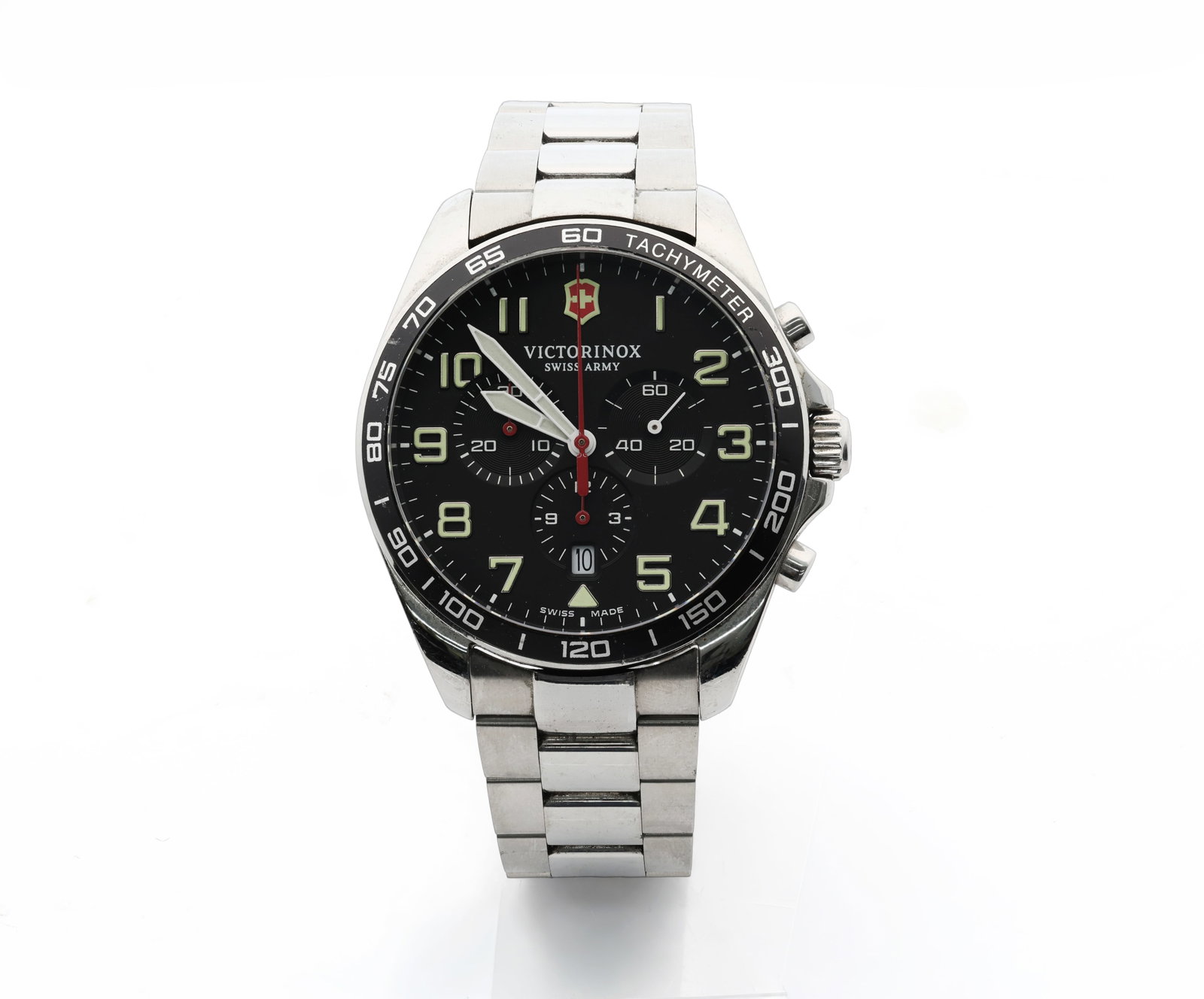Victorinox Swiss Army FieldForce 241855 Chronograph Stainless Steel Watch: Brand: Victorinox Swiss Army Model: FieldForce Chrono Country of Origin: Switzerland Case Diameter: 42 mm Case Height: 11 mm