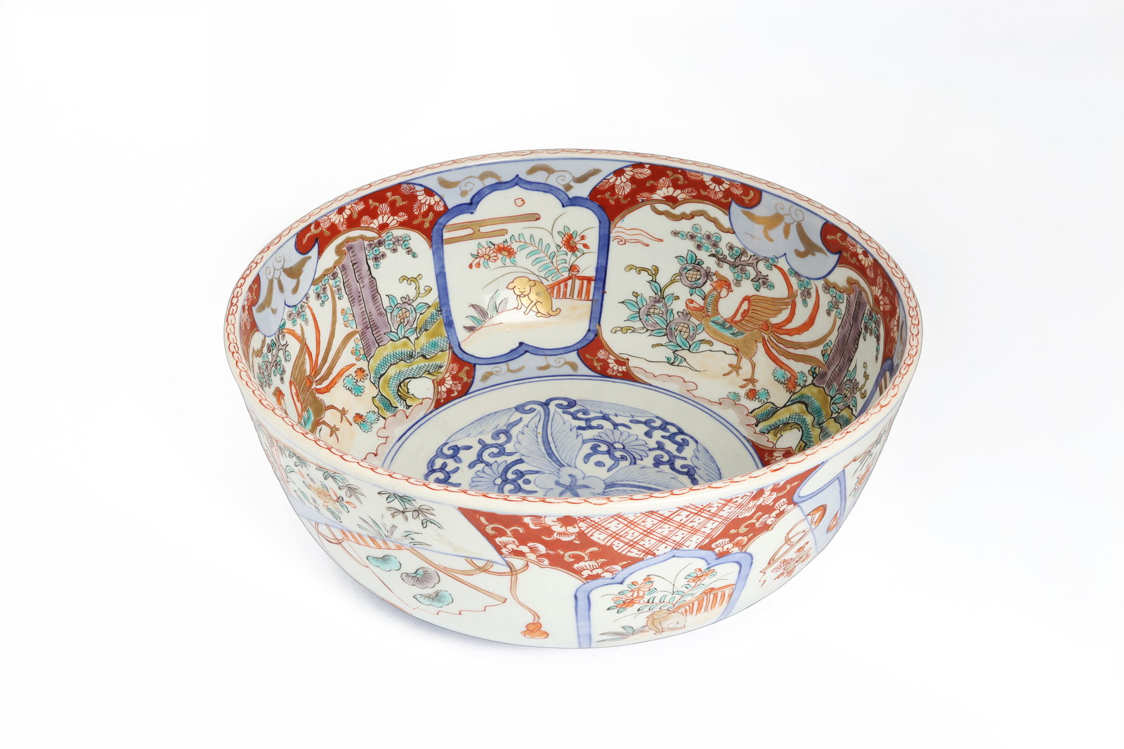 Japanese Imari Style Porcelain Center Bowl (1 of 5)