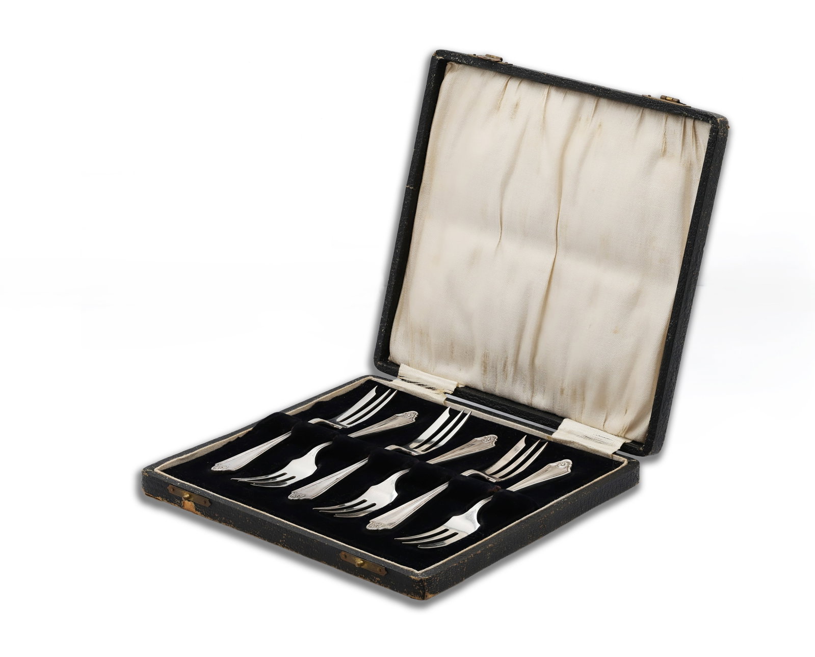 Cased Set of Six Birmingham Sterling Silver Pastry Forks by Suckling Ltd.: Title: Cased Set of Six Birmingham Sterling Silver Pastry Forks by Suckling Ltd. Circa: likely 1901 Dimensions: Case is 6.5 in x 6 ¾ in x 1 in. Fork length – 5 in. We