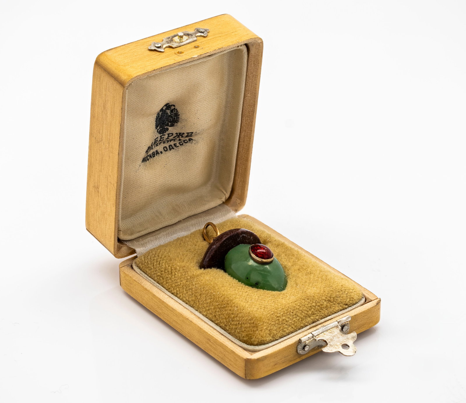 Russian Antique Faberge Era 14K Gold Jade Enamel Mushroom Pendant: Title: Russian Antique Faberge Era 14K Gold Jade Pendant with Enamel Material: 14K Yellow Gold, Jade, Enamel Marks: 56 zolotnik Measurements: Height 1.2