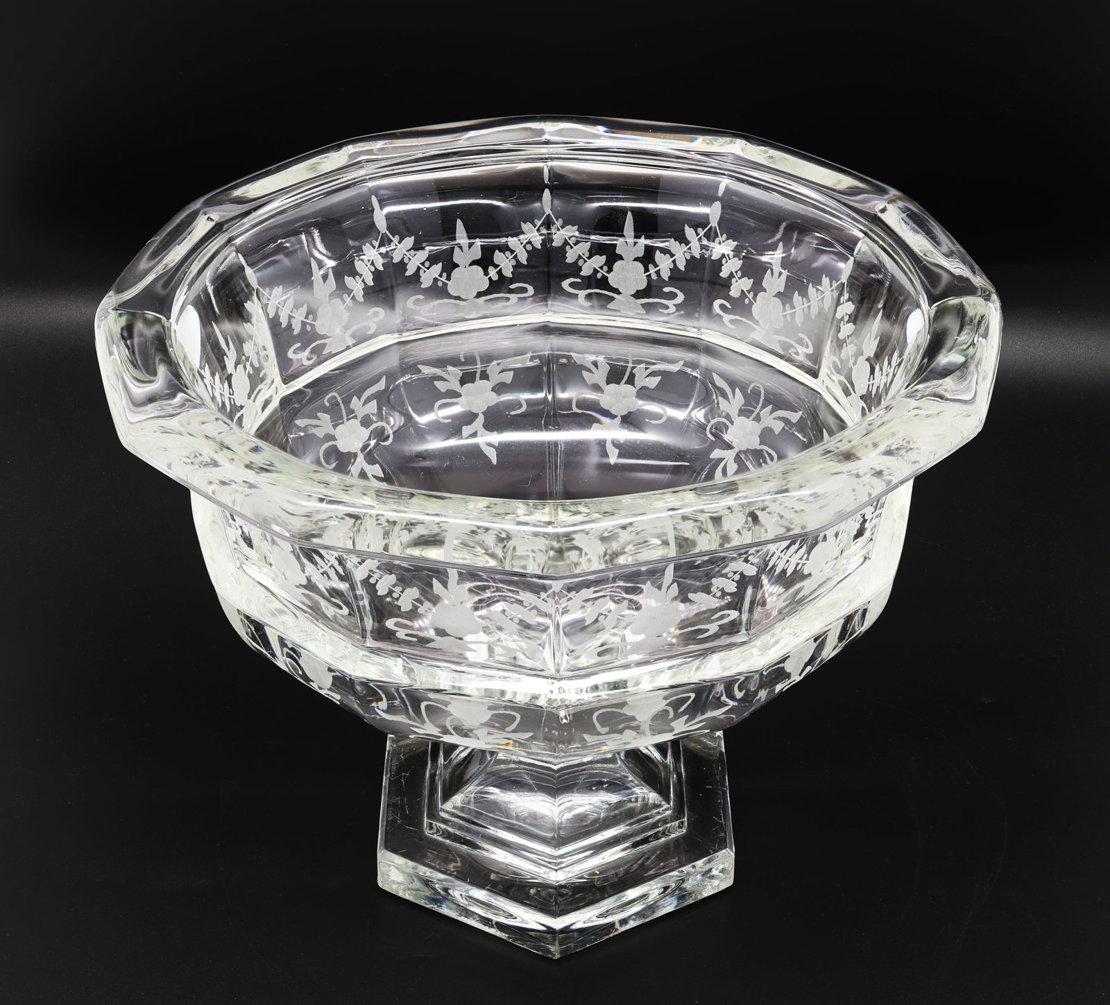 Tiffany & Co. Etched Crystal Pedestal Bowl with Hexagonal Base: Title: Tiffany & Co. Etched Crystal Pedestal Bowl with Hexagonal Base Circa: 20th Century Maker: Tiffany & Co. Material: Cut Lead Crystal Dimen