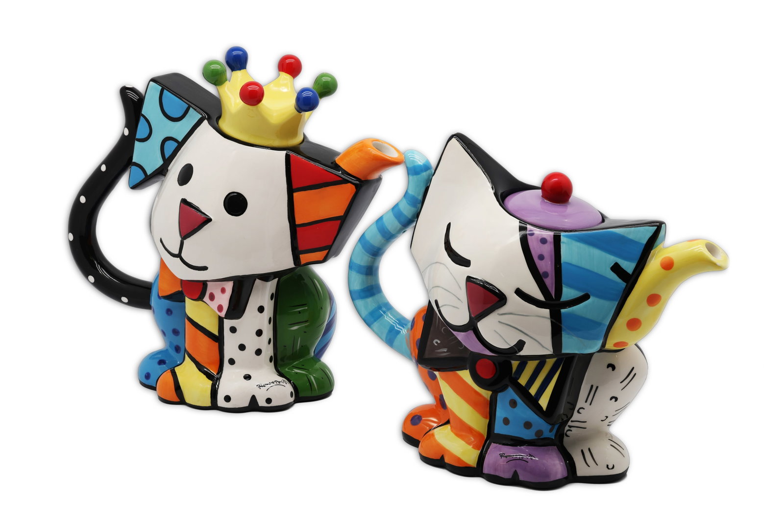 Romero Britto Royal Dog & Cat Figural Ceramic Teapots: Title: Romero Britto Royal Dog & Cat Figural Ceramic Teapots Circa: 2011. Manufacturer: Giftcraft Material: Glazed ceramic Origin: Made in