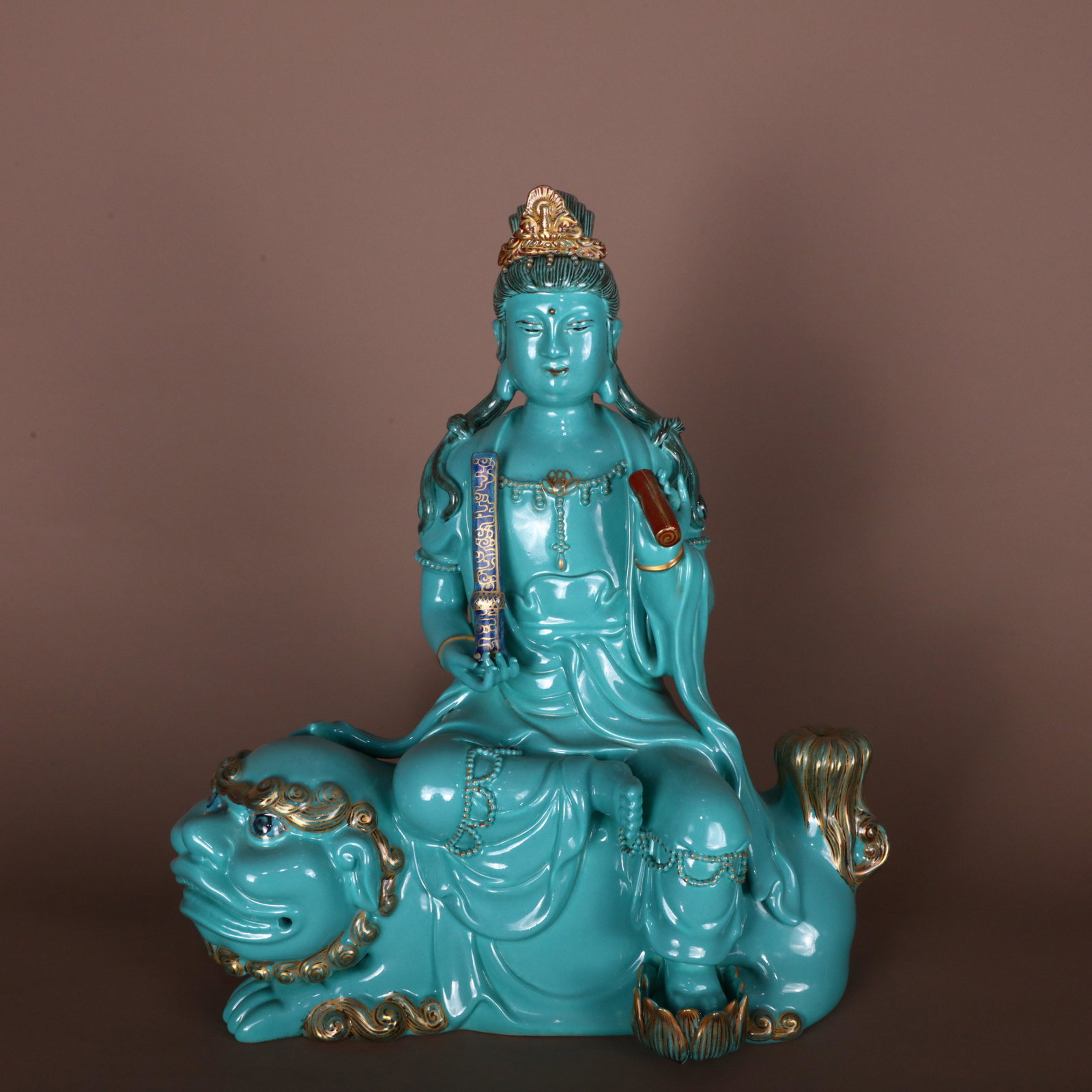 A Green Glazed Figure Of Avalokitesvara (1 of 9)