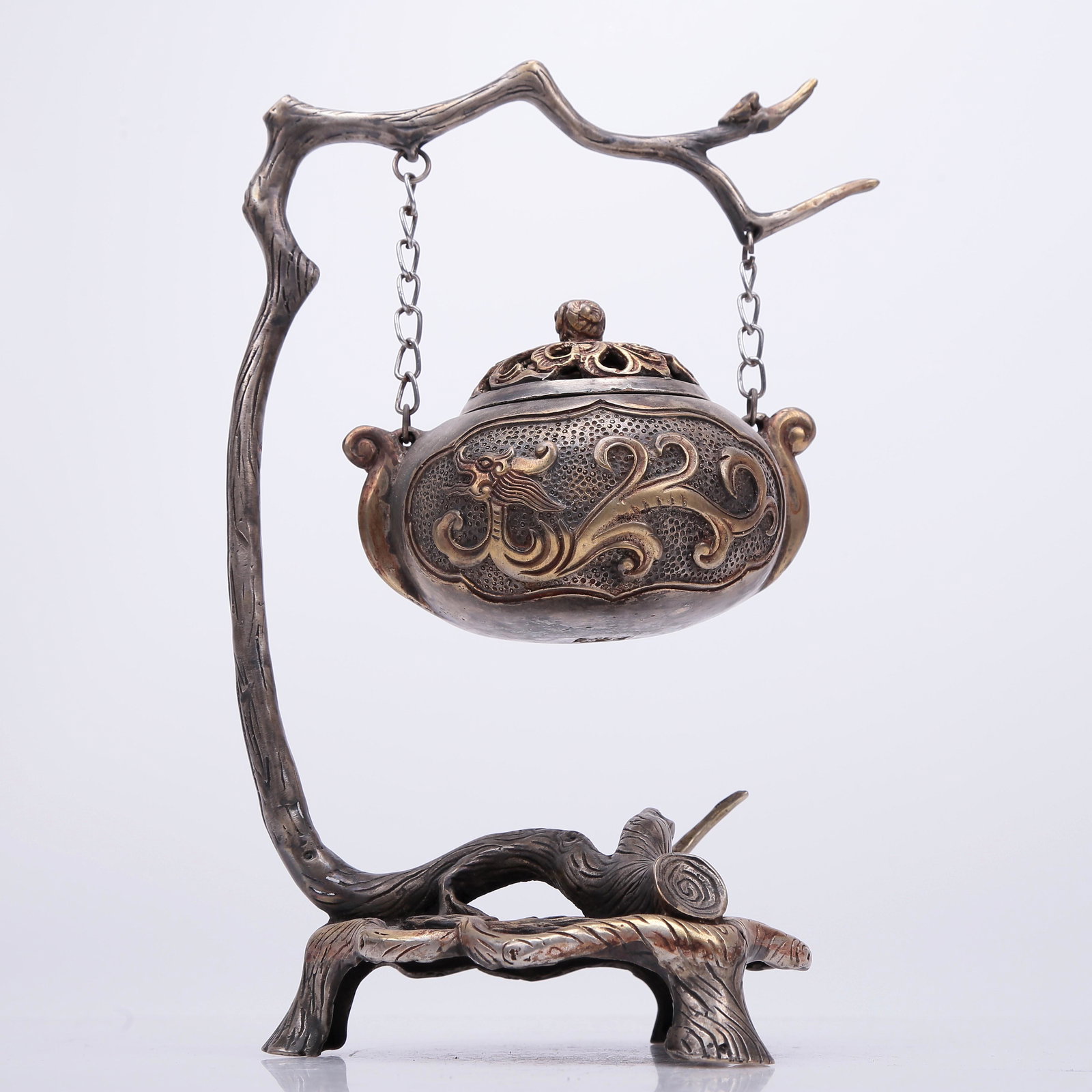 A Magnificent Gilt-Bronze Silver 'Chi-Dragon' Censer (1 of 11)
