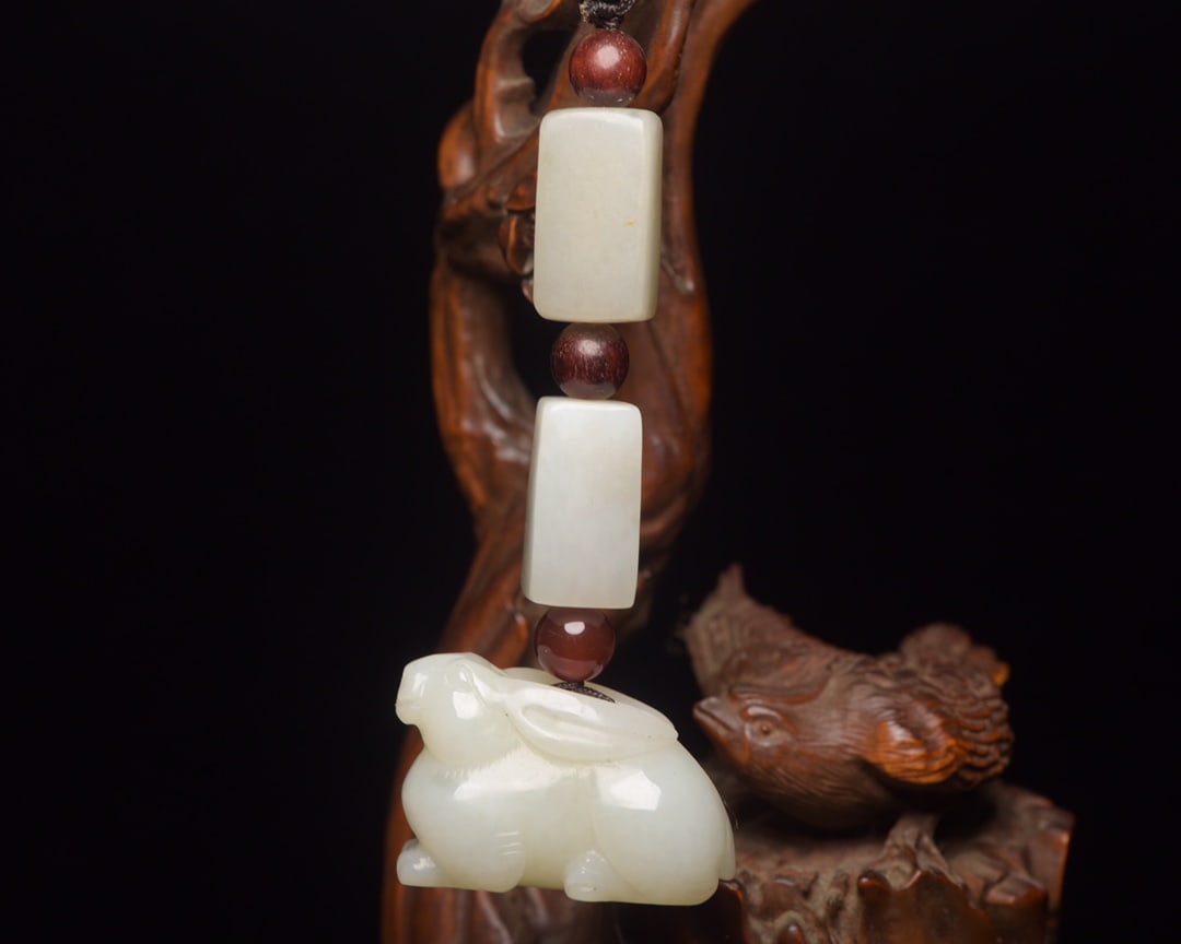  An exquisite hetian Jade Rabbit Pendant (1 of 9)