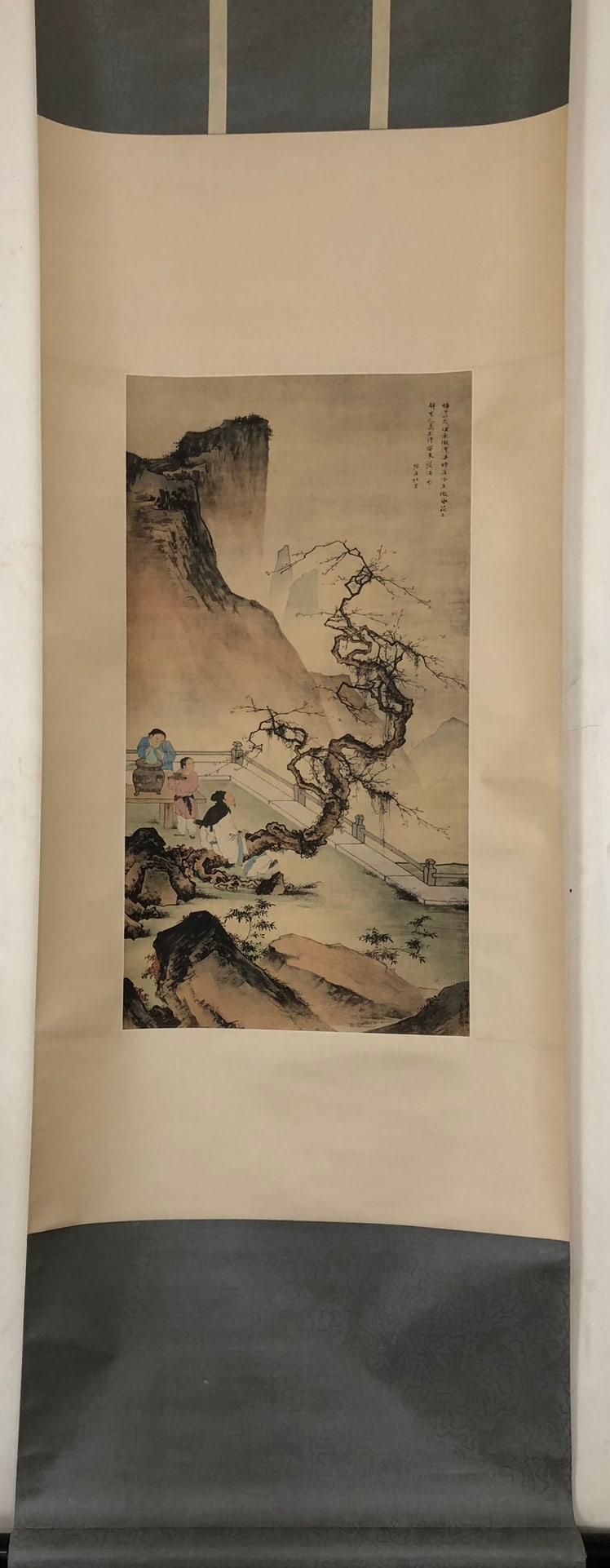 An Excellent Chinese Ink Painting Hanging Scroll By Du Jin: An Excellent Chinese Ink Painting Hanging Scroll By Du Jin: Landscape Ink And Color On Silk. Size(Without The Frame):56cmx29cm. 杜堇,自然风景