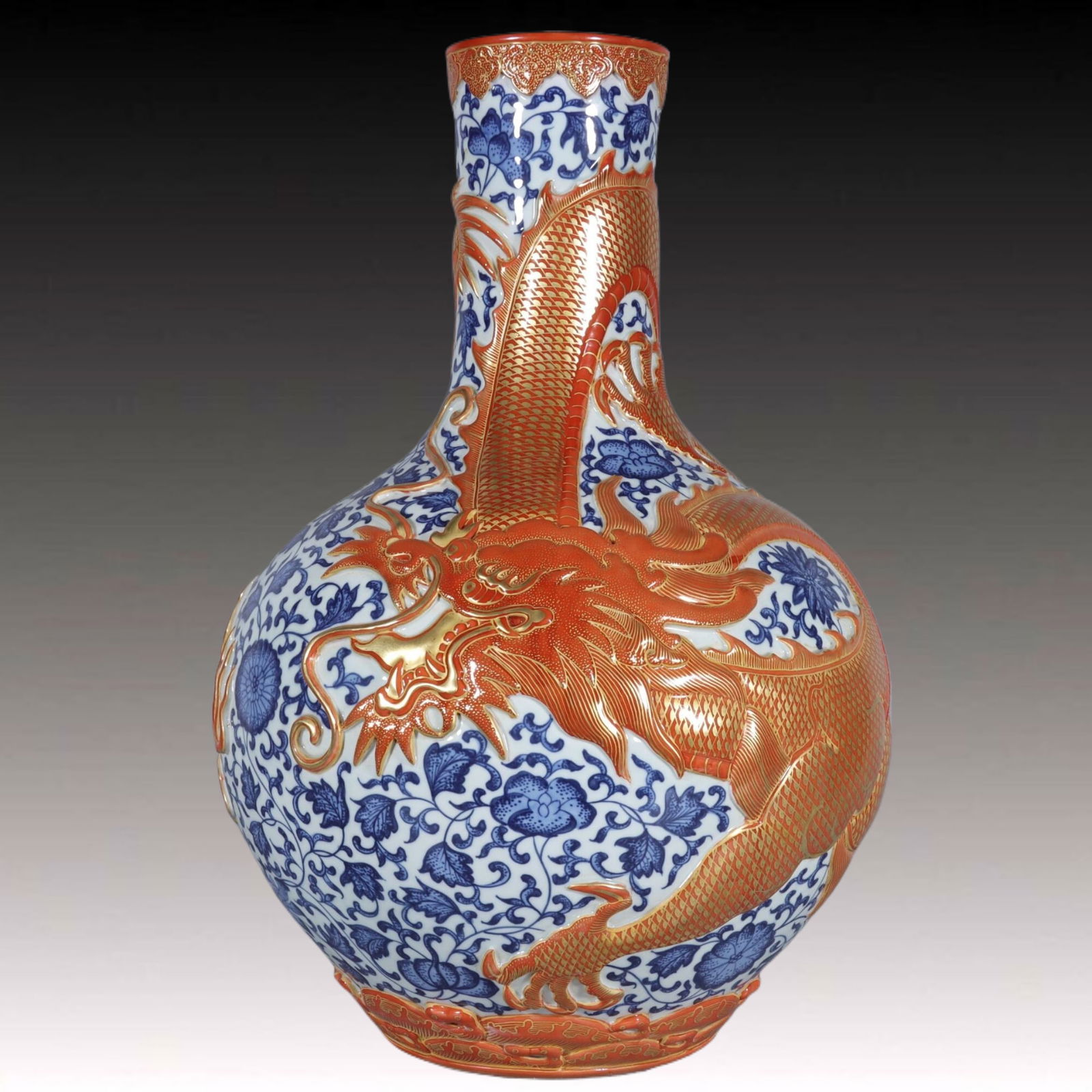 A Huge Blue and White Iron-Red Painted Gold Dragon Pattern Vase (1 of 7)