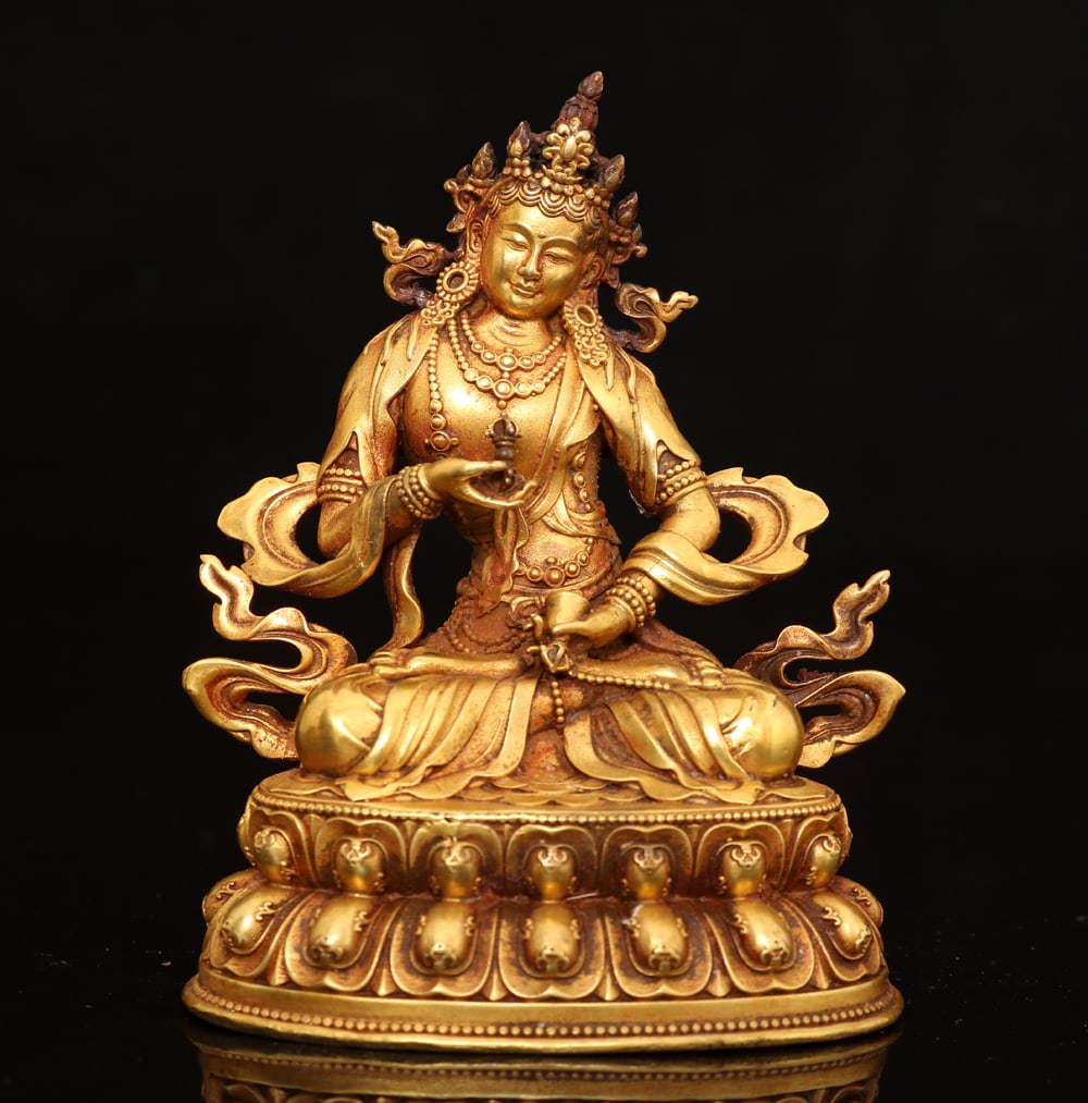 A Exquisite Gilt Bronze Buddha statue Ornament (1 of 9)