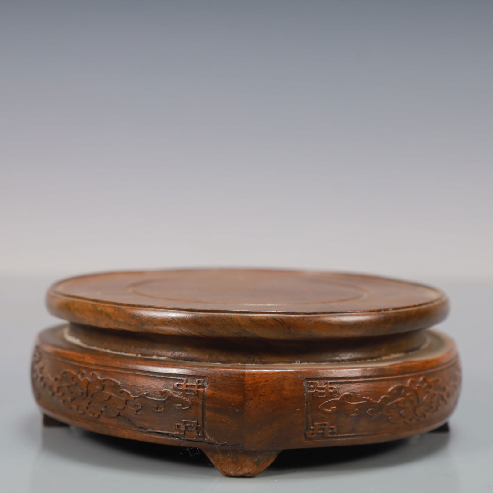 A Exquisite Bamboo Lotus Pattern Ornament  (1 of 5)