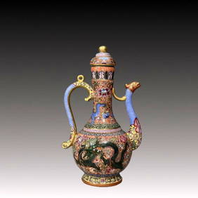 An Exquisite Yellow Ground Famille-Rose Painted Gold Flower and Dragon Pattern Ewer (1 of 9)