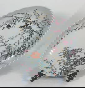 An Exquisite Famille-Rose Flower and Bird Pattern Plate (1 of 9)