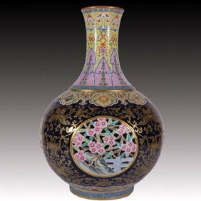 A Huge Ji Blue Glazed Famille-Rose Painted Gold Hollow Flower Pattern Vase (1 of 9)