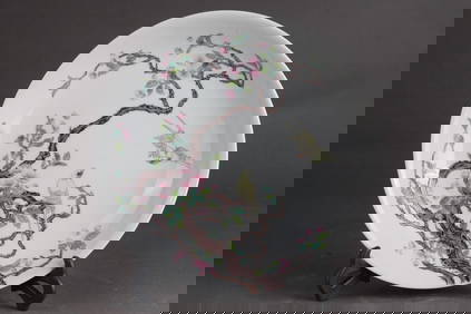 An Exquisite Famille-Rose Flower and Bird Pattern Plate (1 of 9)