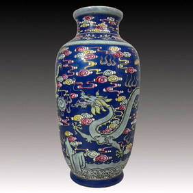 An Exquisite Ji Blue Glazed Famille-Rose Auspicious Cloud and Dragon Pattern Vase (1 of 9)