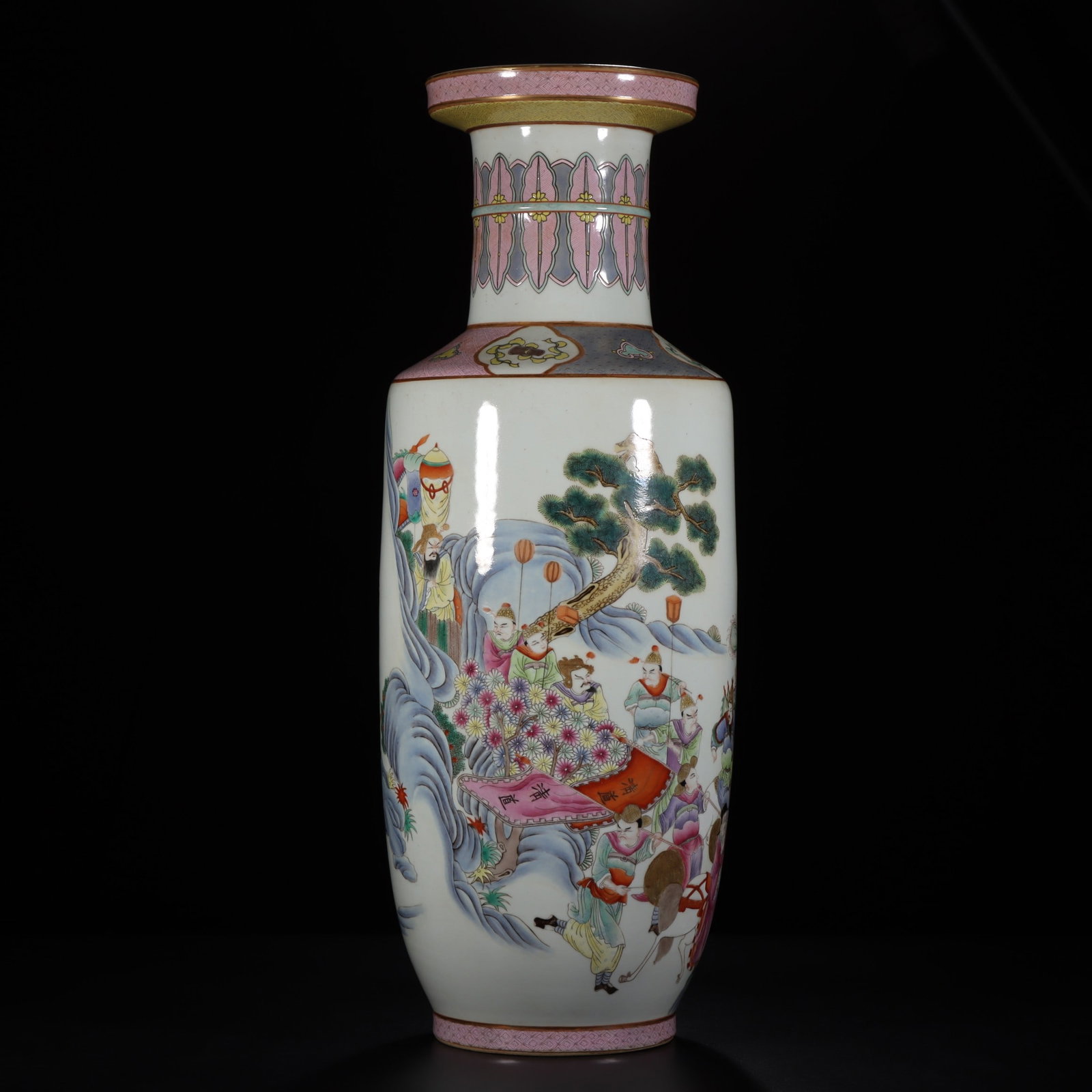 A Exquisite Famille-Rose Outline in gold Character and Story Pattern  Vase  (1 of 9)