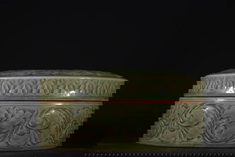 A Exquisite Yaozhou yao Flower and Bird Pattern Box: A Exquisite Yaozhou yao Flower and Bird Pattern Box Song Dynasty, China Size:8.8cmx20.5cm耀州窑刻花子母盒 中国宋代