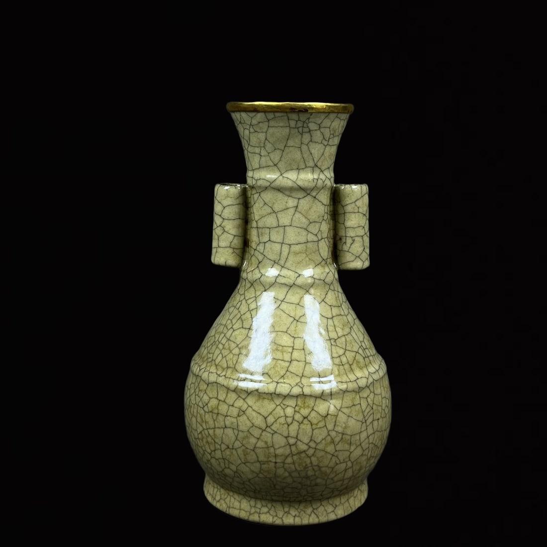 An Exquisite Ge yao Yellow Glazed Cover with Gold Double-Ears Vase,with an Imperial Poem by Emperor (1 of 9)