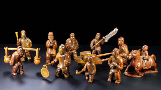 A Set of Fine Archaic Jade Figure Ornament: A Set of Fine Archaic Jade Figure Ornament Ancient Time, China Size1:14.5cmx20.2cmx8cm Weight:1.59kg Size2:16cmx9cmx6cm Weight:683.5g&#21476;&#29577;&#36814;&#20146;&#38431;&#39544;&#39532; &#36828;&#