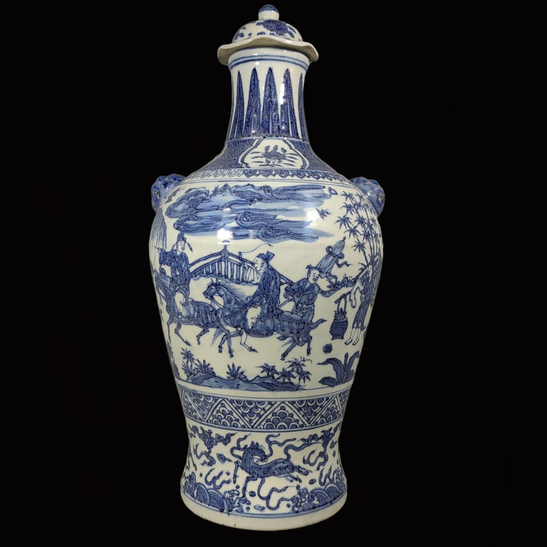 A Huge Blue and White Character and Story Pattern Lion-Ears Bottle: A Huge Blue and White Character and Story Pattern Lion-Ears Bottle,Ming Dynasty, China,Size:52cmx27cm 青花人物故事纹狮耳盖瓶,中&