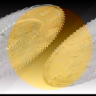 An Exquisite Gold Coin: An Exquisite Gold Coin,The Republic of China, Size:3.9cm Weight:37.5g