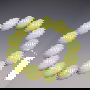 An Exquisite Yellow Jade Bracelets: An Exquisite Yellow Jade Bracelets Ming Dynasty, China Size:0.7in Weight:83g&#40644;&#29577;&#25163;&#20018; &#20013;&#22269;&#26126;&#20195; Size:1.7cm Weight:83g