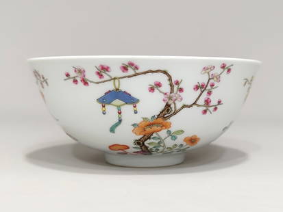 An Exquisite Famille-Rose Blue and White Flower and Fruit Pattern Bowl: An Exquisite Famille-Rose Blue and White Flower and Fruit Pattern Bowl Qing Dynasty, China Daoguang Six-character Mark Size:2.7inx6.1in&#31881;&#24425;&#38738;&#33457;&#33457;&#26524;&#32441;&#30871;