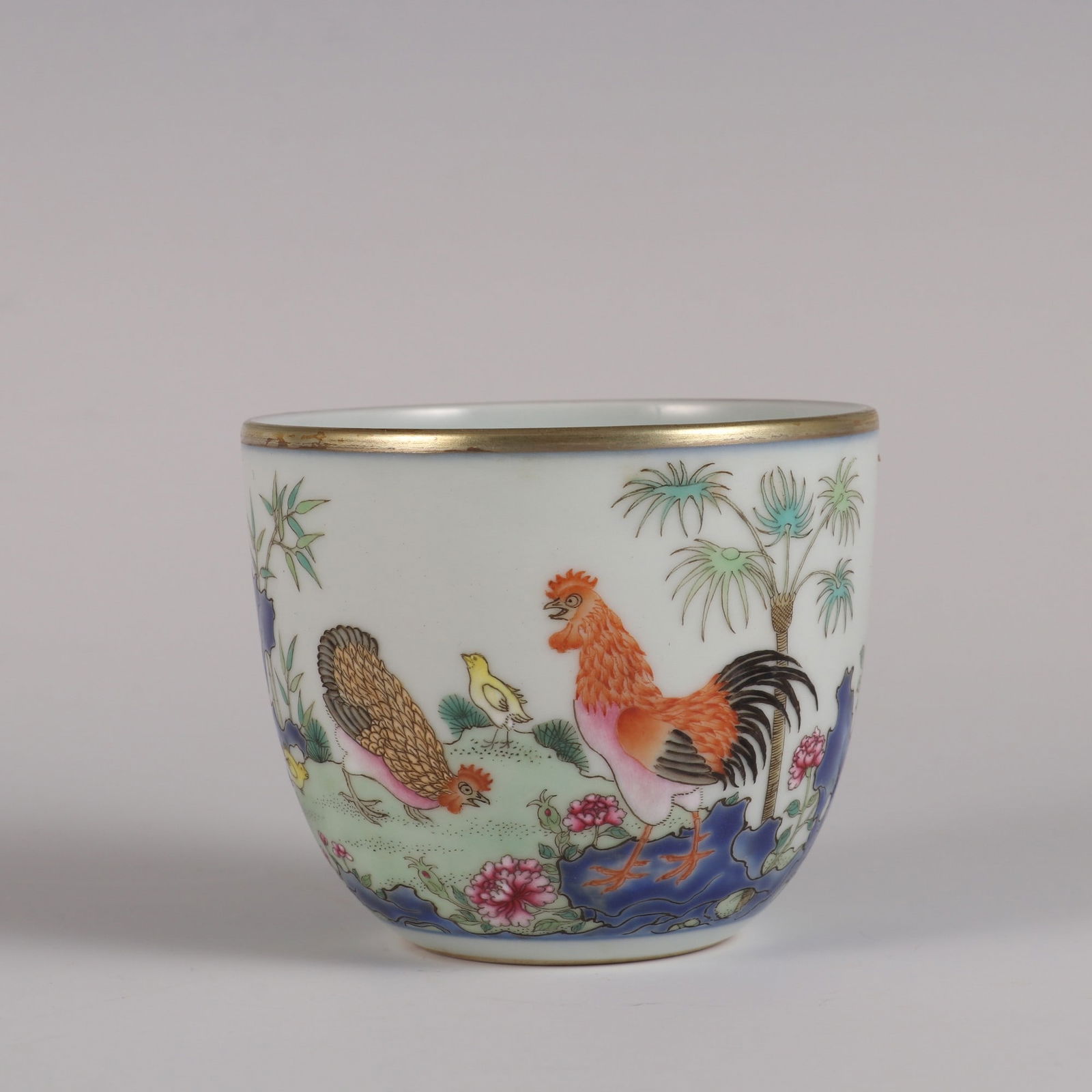 An Exquisite Famille-Rose Flower and Bird Pattern with poem Cup: An Exquisite Famille-Rose Flower and Bird Pattern with poem Cup Qing Dynasty, China Qianlong Six-character Mark Size:2.8inx3.3in粉彩鸡缸杯 中国清代