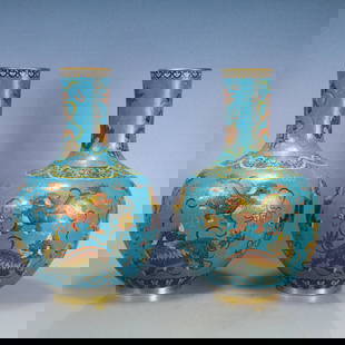 A Exquisite A pair of Cloisonne Lotus Pattern Auspicious Beast Pattern Vase: A Exquisite A pair of Cloisonne Lotus Pattern Auspicious Beast Pattern Vase Qing Dynasty, China Qianlong Four-character Mark Size:9.8inx16.5in