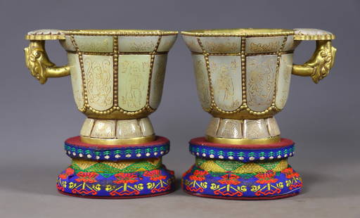 A Pair of Exquisite Gilt Bronze Inlaid White Jade Figure Pattern Cups: A Pair of Exquisite Gilt Bronze Inlaid White Jade Figure Pattern Cups,Qing Dynasty,China,Qianlong Four-character Mark,Size:3.1inx4.1inx3.1in,Total Weight:619g &#19968;&#23545;&#38108;&#37775;&#37329;&