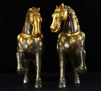 A Pair of Exquisite Gilt Bronze Horse Ornaments: A Pair of Exquisite Gilt Bronze Horse Ornaments,Tang Dynasty, China,Zhenguan Four-character Mark,Size:9.4inx9.8inx3.3in,Total Weight:2850g &#19968;&#23545;&#38108;&#37775;&#37329;&#39532;&#25670;&#202