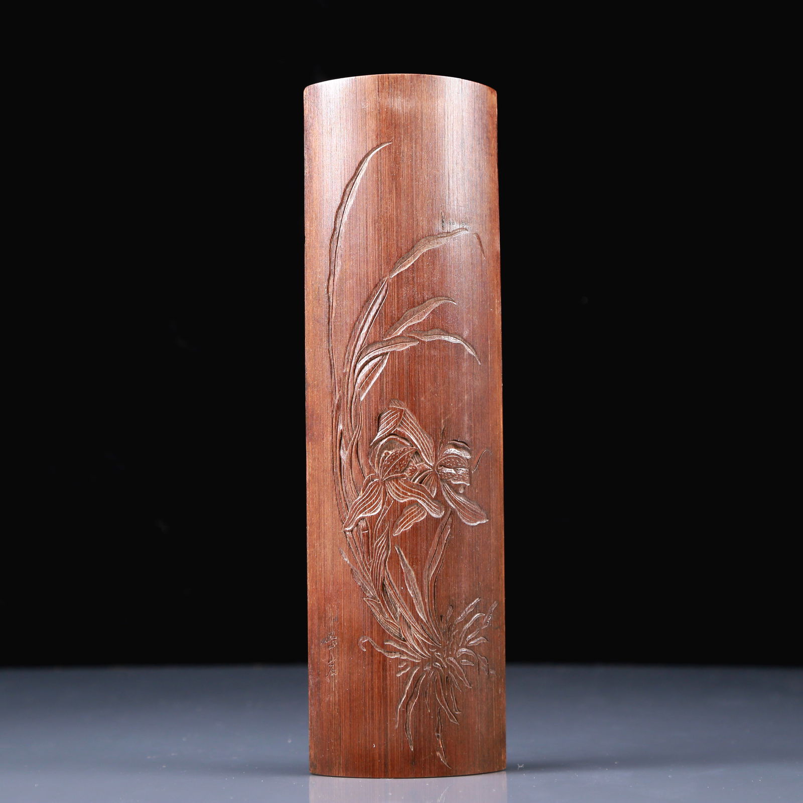 An Exquisite Bamboo Orchid Pattern Ornament (1 of 6)