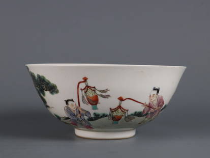 An Exquisite Famille-Rose Character and Story Pattern Bowl: An Exquisite Famille-Rose Character and Story Pattern Bowl Qing Dynasty, China Yongzheng Six-character Mark Size:2.6inx6.1in&#31881;&#24425;&#23156;&#25103;&#22270;&#30871; &#20013;&#22269;&#28165;&#2