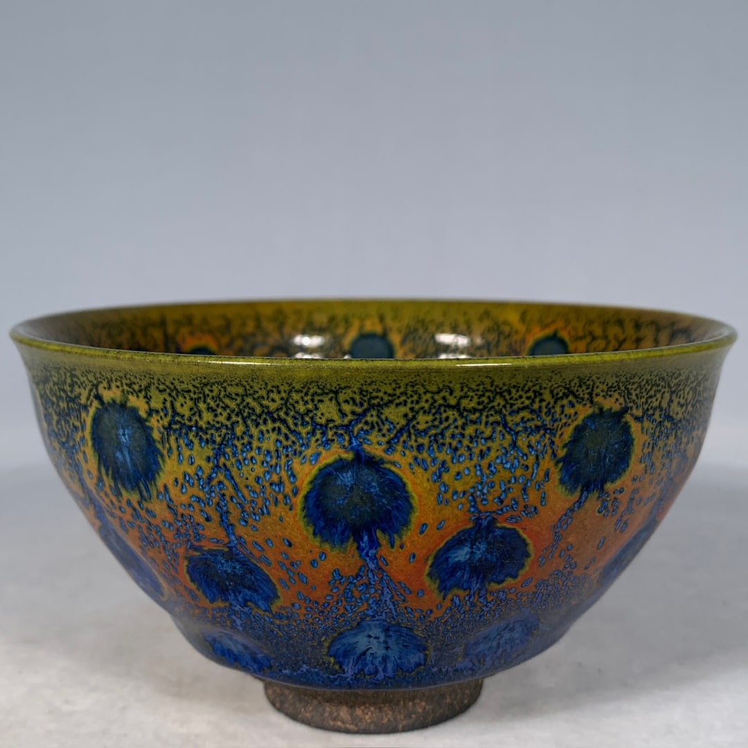An Exquisite Jian yao Cup: An Exquisite Jian yao Cup,Song Dynasty, China,With Mark,Size:2.8inx4.9in 建窑杯,中国宋代,带款